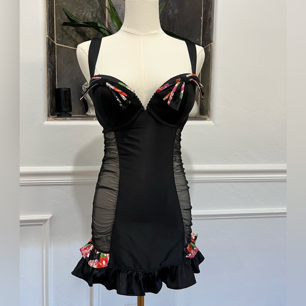 Victoria’s Secret Sexy Little Things Satin Mesh Underwire Chemise Slip 34D